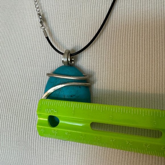 Turquoise and Silver Pendant Necklace | Leather Choker | NWT - Picture 7 of 9
